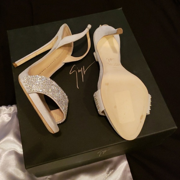 SOLD Giuseppe Zanotti Sophie Slingback heels - Picture 5 of 6